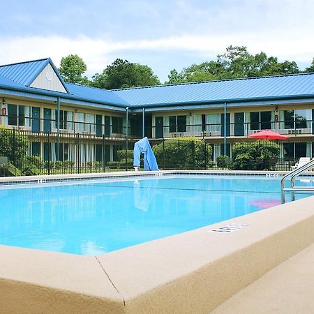 Residence Hub Inn And Suites Marianna Exterior foto